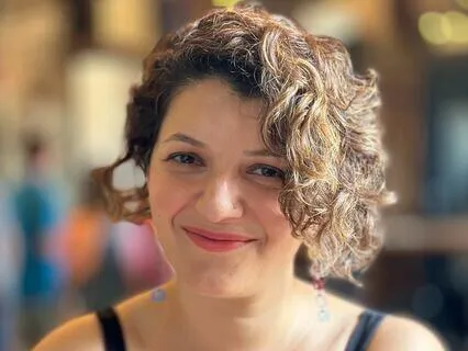 Break The Mould: Crafting Your Life's Boldest Story