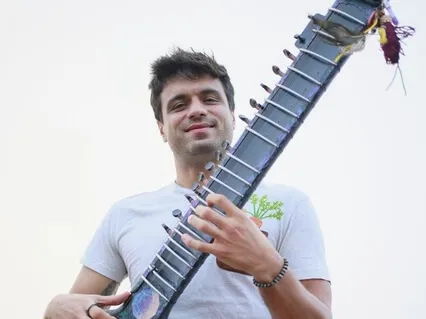 Breaking Dawn - Wake Up Your Soul With The Sitar