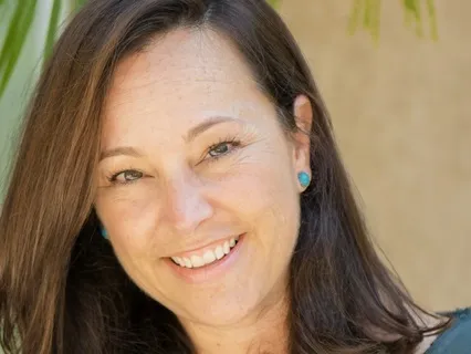 Breaking Out Of Autopilot Thinking With "See, Hear, Feel"