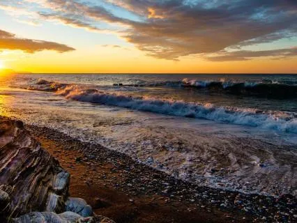 Breathe & Sleep: 1-Hour Ambient Ocean Waves