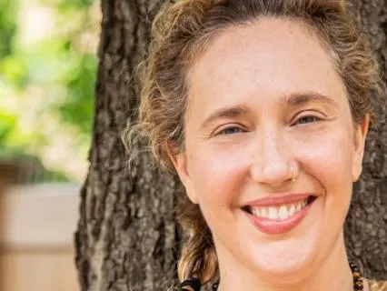 Breathe Yourself Into Deep Sleep With Overnight Brown Noise