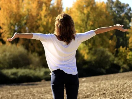 Nourishing Happiness (Thich Nhat Hanh)