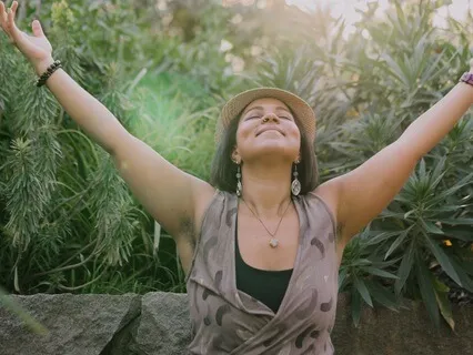 Breathwork Meditation: Nurture Your Voice & Womb Connection