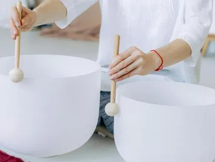 Buddhist Temple: Pure Bowls 10 Min, Peaceful Healing Tones