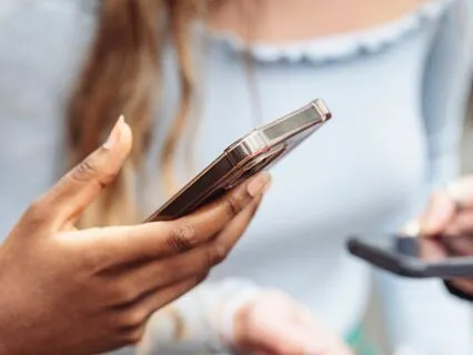 Building Boundaries Around Using Social Media