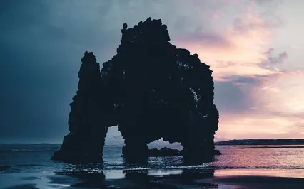 Calm & Peaceful Sleep Music (Theta Waves)