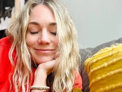 Calm Right Now:  4-Minute Meditation For Racing Thoughts