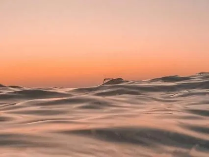 Calm Right Now — What Actually Drops In Six Minutes