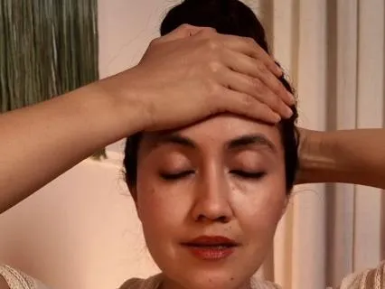 Calming Anxiety with Reiki: Hand Placements for Peace