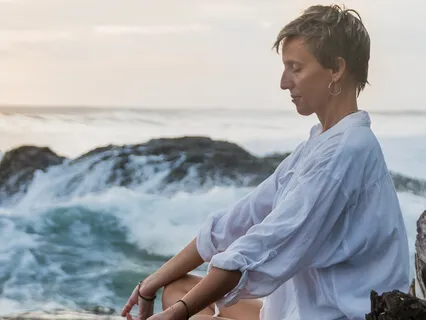 Calming The Body & The Mind | 5 Minutes Of Mindfulness