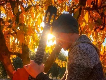 Cançó del Sol Etern en Català