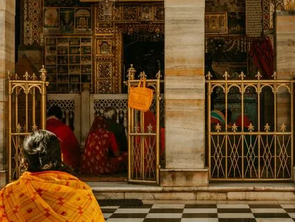 Chamunda Mantra (Om Aim Hreem Kleem Chamundayai Vichche)