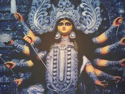 Chanting - Mantra To The Divine Feminine