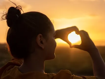 Cleanse And Energise With Golden Light