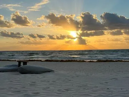 Come Into The Present Moment - Ocean And Reiki Energy