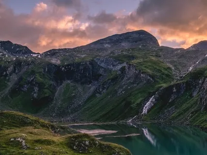 Complete Relaxation For The Mind And Body With Soft Sounds Of Nature To Soothe Your Soul