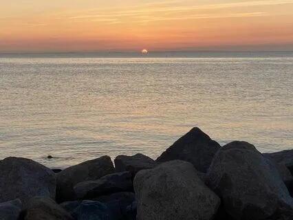 Confidence Enhancing Guided Meditation With Ocean Waves