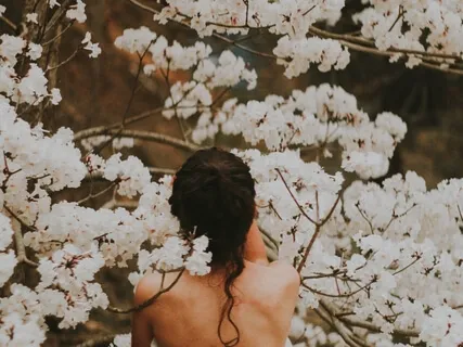 Connect To The Present Moment: Your Body & The Earth