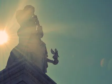 Connect With Archangel Uriel for Inner Power