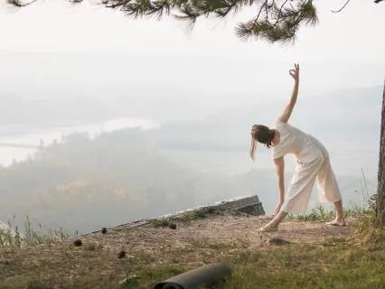 Connected Yoga Flow Practice: Balance And Intuition