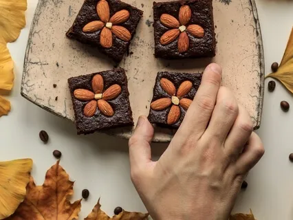 Consciência da Fome Emocional (MBEAT)