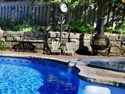 Cottage Poolside Siesta