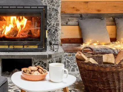 Cozy Winter Cottage Ambiance Wind Outside & Fireplace Sounds