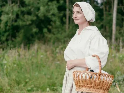 Cranford, Chapter 1 - Our Society