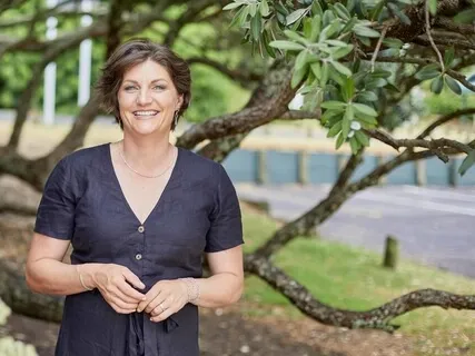 Create A Business You Love: Subliminal Affirmations To Relax