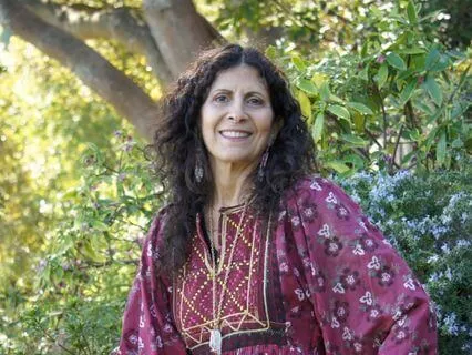 Create Radical And Resilient Presence