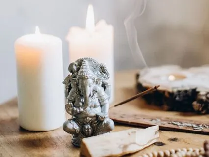 Creating And Activating Your Gratitude Altar