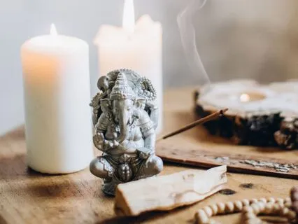 Creating Gratitude Altar