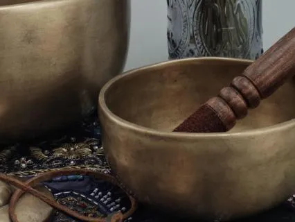 Crown Chakra Meditation With Tibetan Singing Bowls