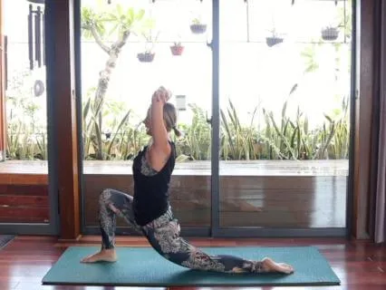 Crown Chakra Yoga Flow For Alignment & Connection