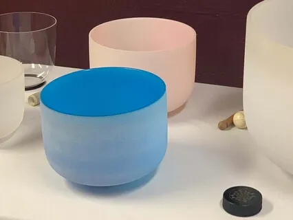 Crystal Bowls Heart. &Crown Chakra With 528hertz /15 Mins