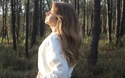 Cultivo a Abundância Através do Meu Próprio Amor