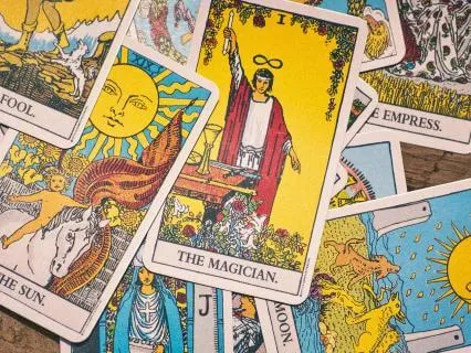 2-Card Tarot Spread For Empowerment