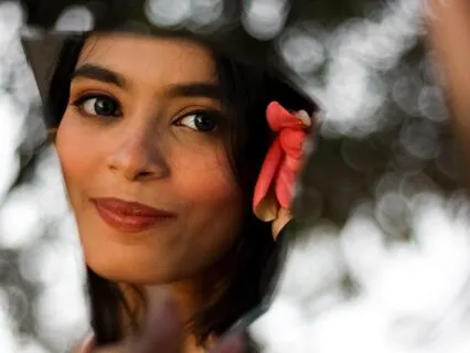 Daily Affirmation: I Am Reflecting