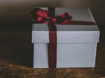 Daily Message & Reiki Flow - A Hidden Gift