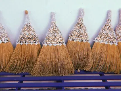 Daily Reading - Broom II - Energy Clearing & Freshening