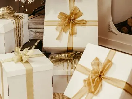 Daily Reading -Four Of Gifts Ace Of Gifts (Reversed)