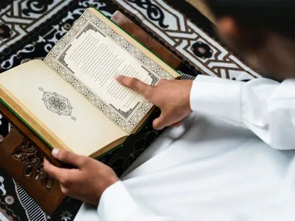 Daily Reading -V Sinterklaas