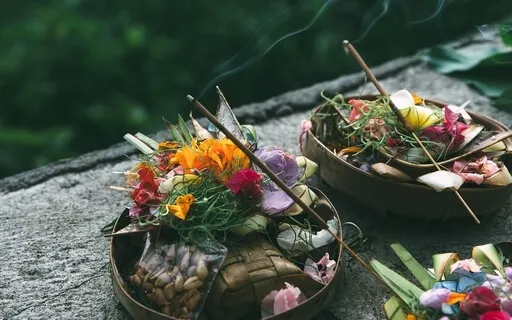 Daily Ritual: Aligned With Intention