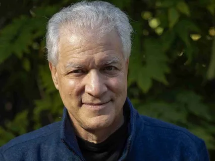 Dan Clurman: A Feldenkreis Demo