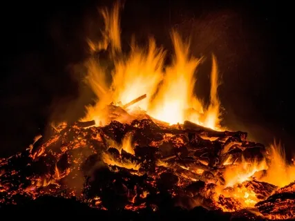 Dancing Flame - Meditation Music - Calm Relaxing Ambient Nature Sounds