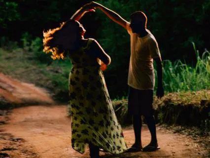 Dancing for freedom ( electronic with cello)