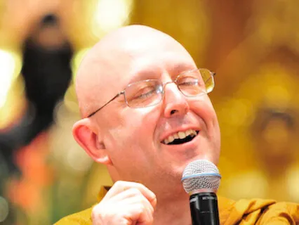 Day 010/365: Guided Meditation | Ajahn Brahm