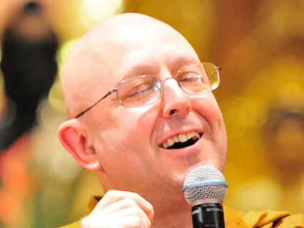 Day 028/365: Guided Meditation | Ajahn Brahm