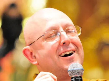 Day 035/365: Guided Meditation | Ajahn Brahm