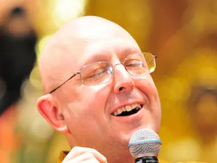 Day 037/365: Guided Meditation | Ajahn Brahm